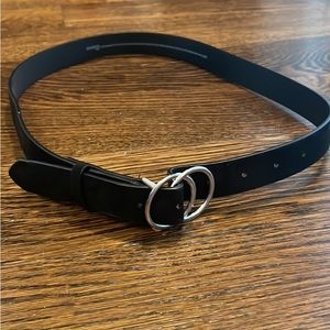 Women’s H&M black belt size small